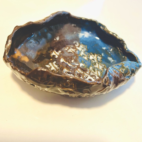 Vintage Pottery - Picture 2 of 5